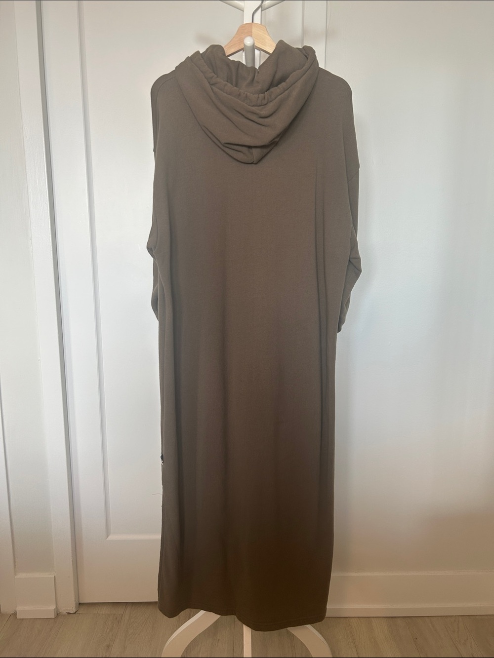 Classic Cottage Sweater Dress with slits and Drawstrings - Picture 2 of 4
